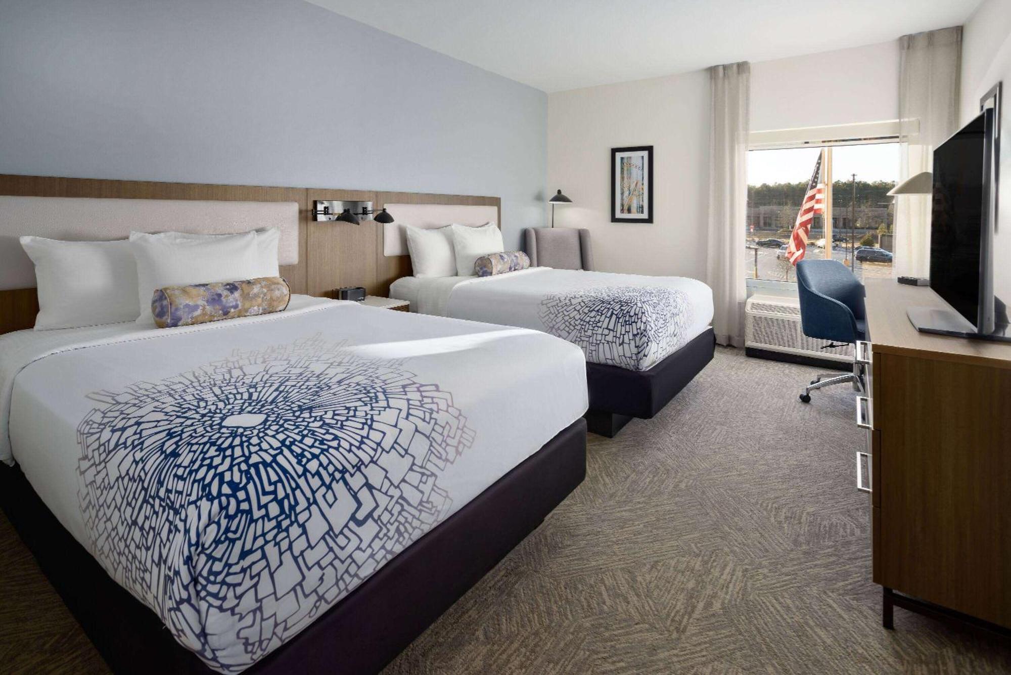 La Quinta Inn & Suites By Wyndham Locust Grove Exteriör bild
